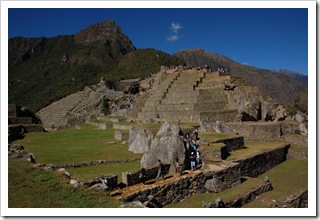 Turystów więcej niż kamieni